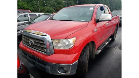 Someone Bought This 600,000-Mile Toyota Tundra For Nearly $4,000