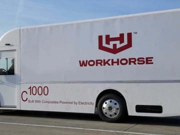 Workhorse’s new CEO halts electric van deliveries and recalls others over safety concerns